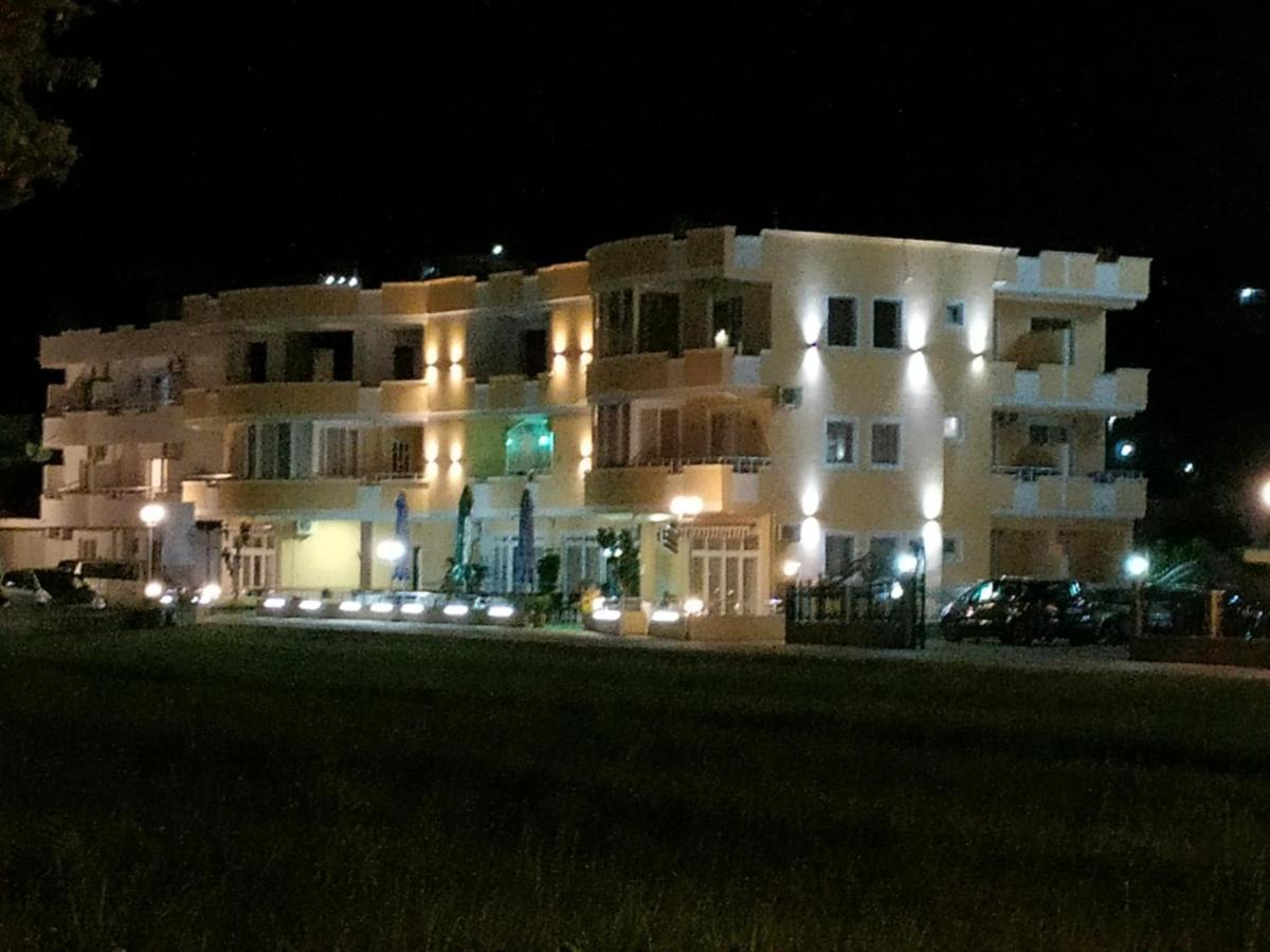 Grandino resort rooms&apart Ulcinj Esterno foto