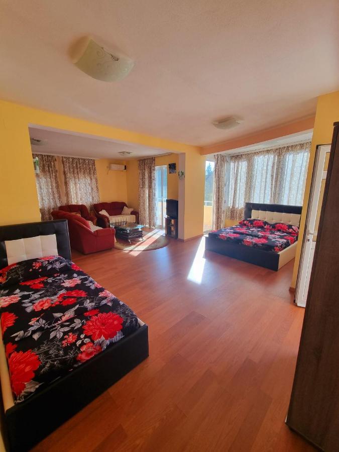 Grandino resort rooms&apart Ulcinj Esterno foto