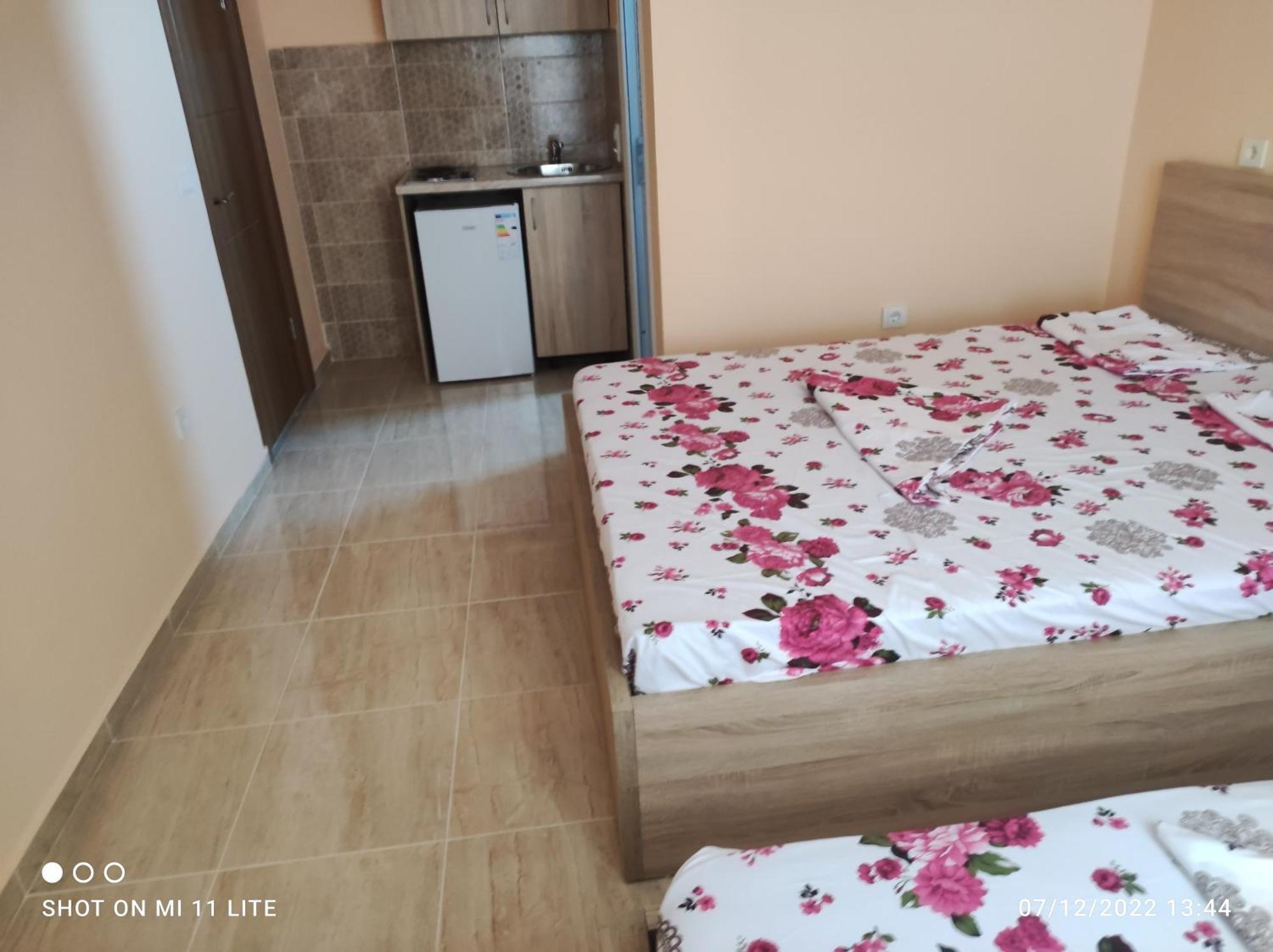 Grandino resort rooms&apart Ulcinj Esterno foto